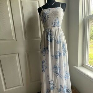 Elegant Blue Floral Maxi Dress
